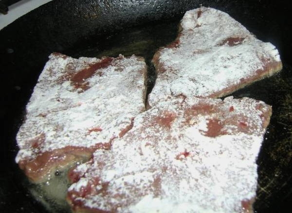 Мягкая говяжья печень на сковороде
