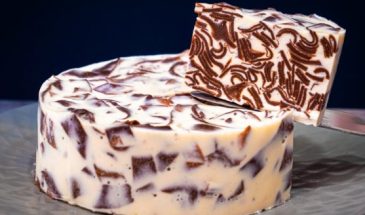 Так блины вы ещё точно не готовили. Оригинальный рецепт: блинный торт за 15 минут