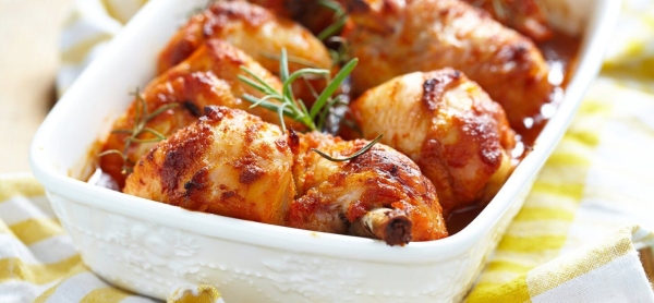 Курица по-венгерски: рецепт бюджетного ужина с изумительным вкусом