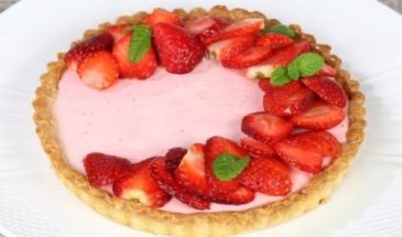 Восхитительный вкус весны: пошаговый рецепт пирога с клубничным кремом