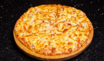 Всего 15 минут – и хачапури уже на столе: повторяем за Эктором