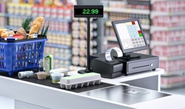 В России просроченные продукты будут «снимать» прямо с кассы