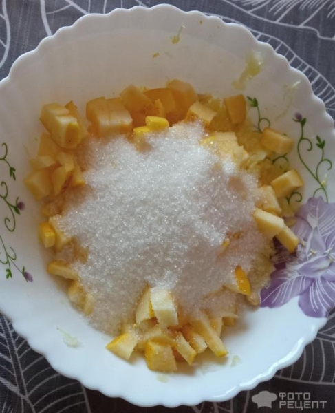 Рецепт: Пирог с лимонной начинкой из слоеного теста - с добавлением яблок