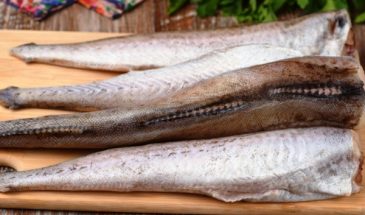 Любая рыба станет ароматной и сочной, если использовать этот простой приём. Весь секрет в маринаде