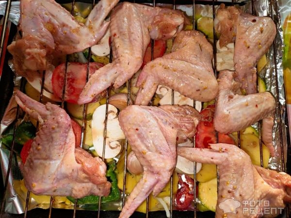 Рецепт: Крылышки куриные острые запеченные к пиву - Барбекю