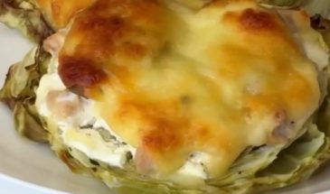 Стейки из капусты с курицей и сыром: рецепт оригинального блюда для всей семьи