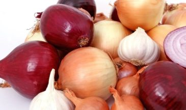 Замороженный лук: зачем это делать и как хранить