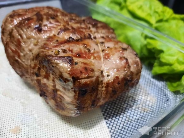 Рецепт: Ростбиф - Ро́стбиф (от англ. Roast beef — дословно «запечённая говядина»)