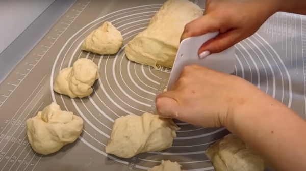Молдавские плацинды на сковороде: как в детстве. С хрустящей корочкой, тонким тестом и вкусной начинкой
