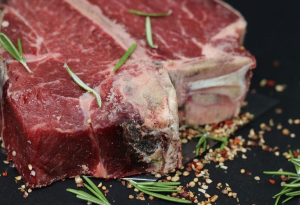 Как приготовить говядину, чтобы мясо таяло во рту: секреты кулинаров
