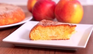 Вкуснейший десерт к чаю: рецепт пышного яблочного пирога