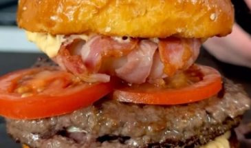 Вкуснейший бургер с говядиной и сыром: рецепт популярного перекуса