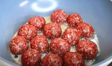 Рецепт вкусного ужина в одной сковороде. Простое и сытное блюдо из фарша
