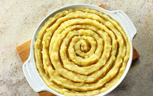 «Яблочник»: картофельная запеканка с мясом