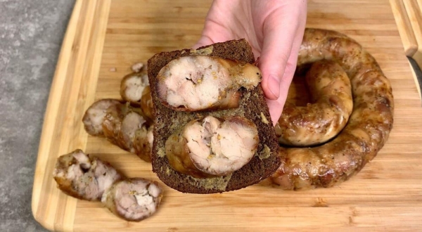 Куриная колбаса в духовке: лучший рецепт