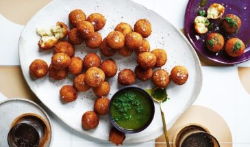 Готовим из вчерашнего риса: рецепт аранчини с сыром и зеленью