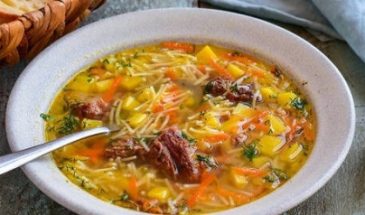 Суп с вермишелью