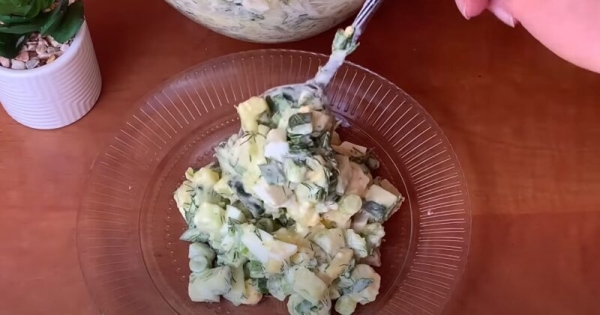 Беру огурцы, картошку и 2 яйца. Потрясающий салат за 5 минут: всего 4 ингредиента