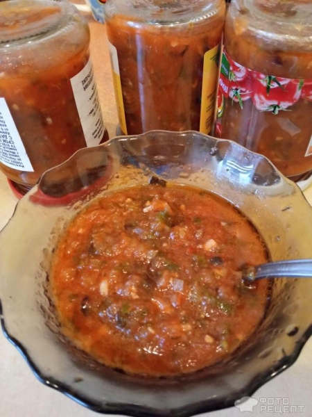 Рецепт: Соус томатный - С базиликом.