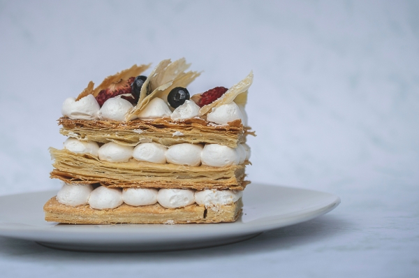 Самый лучший торт для праздника и не только: готовим Наполеон по классическому рецепту
