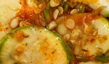 Рецепт: Маринованные кабачки с медом — Пряные