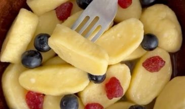 Ленивые вареники: как приготовить сладкий вариант этого блюда (видео)