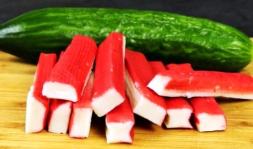 Салат с крабовыми палочками «Нежность». Весенний и лёгкий: простой и вкусный рецепт