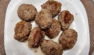 Как приготовить свиные котлеты: повара поделились рецептом