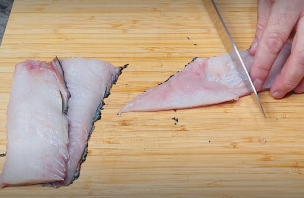 Вот как надо жарить рыбу: потрясающий вкус. Весь секрет в необычном соусе