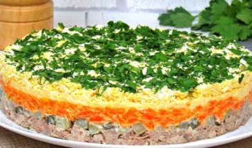 Слоёный салат «Симфония»: вкусное сочетание и красочная подача