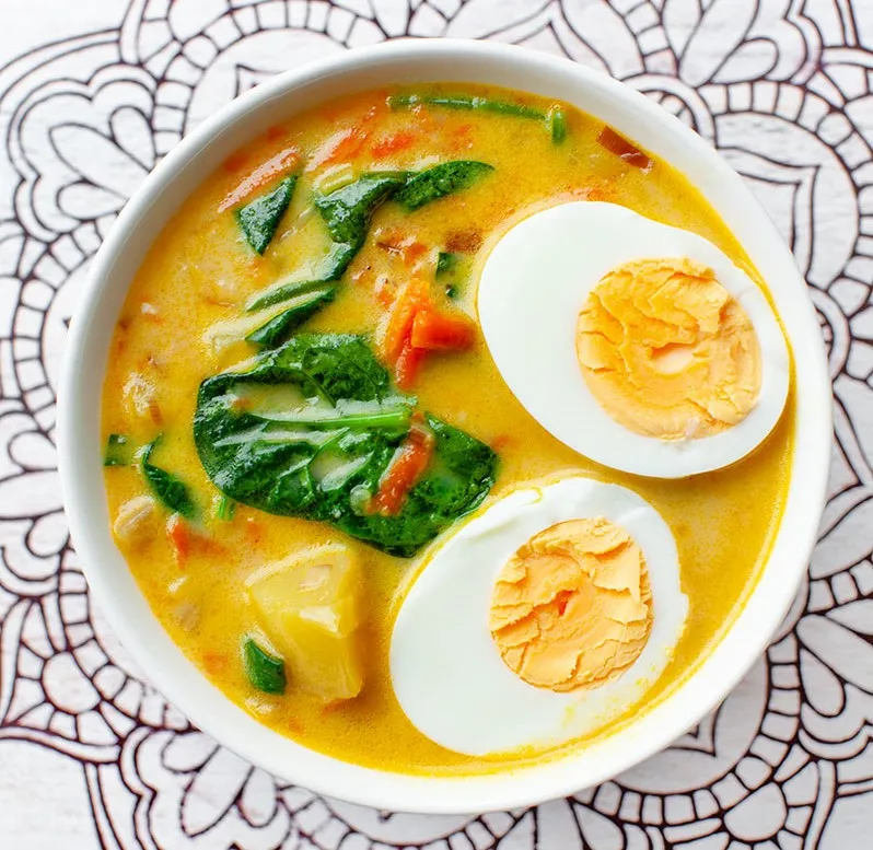 Международный день супа: подборка легких весенних блюд из сезонных продуктов