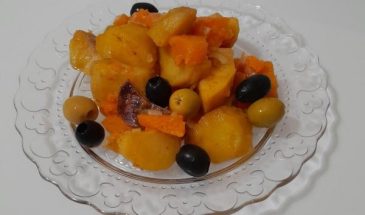 Рецепт: Рагу из батата (сладкого картофеля) — Яркие краски осени! Вкусное и нежное овощное рагу с двумя видами картофеля.