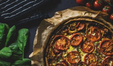 В 10 раз вкуснее, чем с тестом: готовим сказочный пирог с рисом и курицей