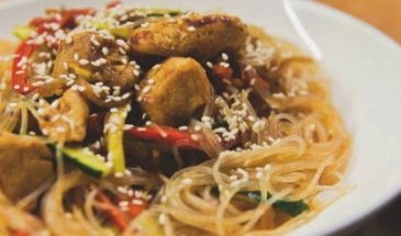 Фунчоза с курицей