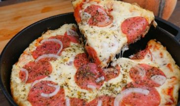 Простая домашняя пицца на сковороде за 3 минуты. Быстрый рецепт