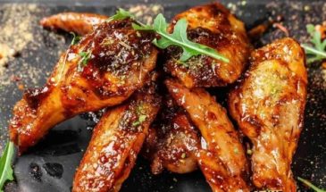 Блюдо, которое не требует усилий: как приготовить сочную курицу в мультиварке