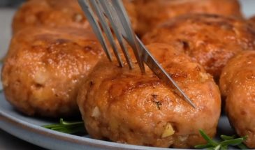 Рецепт из фарша, который удивляет. Как приготовить сочные и вкусные котлеты