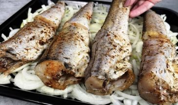 Минтай больше не жарю, так он будет полезнее. Вкусная и сочная рыба с луком: ужин на всю семью