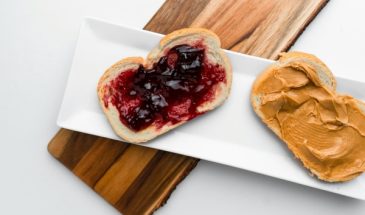 Об этом знают только избранные: как и с чем правильно есть модную арахисовую пасту