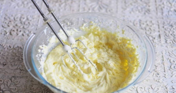Крем из творожного сыра для торта