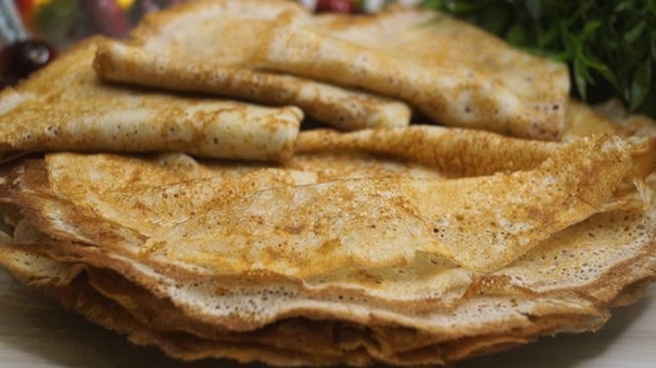 Блины на молоке с кипятком