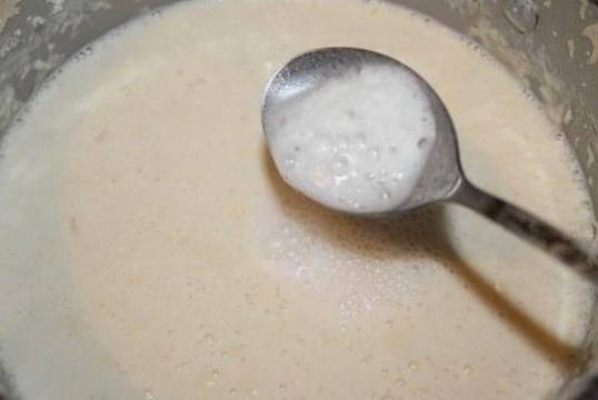 Заварные блины на молоке с кипятком