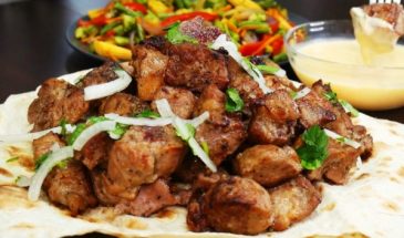 Мясо в духовке вкуснее шашлыка. Нежное мясо в духовке на праздничный стол.