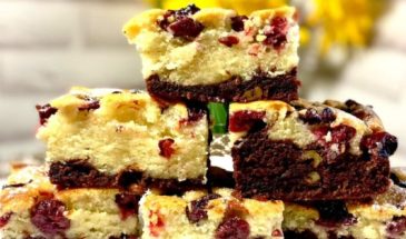 Постный пирог с вишней и орехами