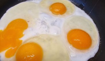 Как оригинально, вкусно и полезно приготовить яичницу: 10 рецептов