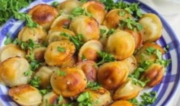Жареные пельмени на сковороде