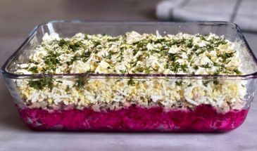 Лучший в списке праздничных салатов. Вкусное сочетание самых простых ингредиентов