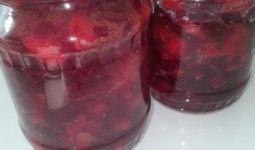 Рецепт: Заправка для борща на зиму — Домашняя заправка для борща, стерилизованная, минимум уксуса.