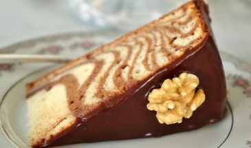 Кекс «Зебра» на кефире, который станет настоящим открытием домашней выпечки