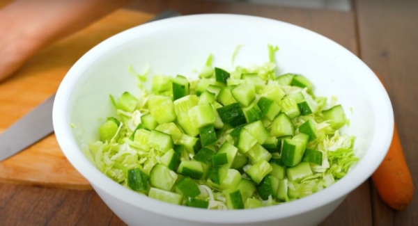 Мой дежурный салат из капусты: рецепт на каждый день